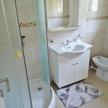 In Starigrad-paklenica 50111 *