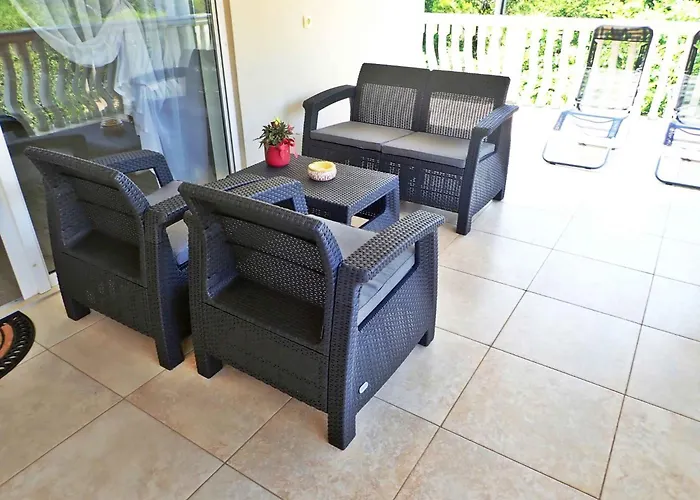 In Starigrad-paklenica 50111 Apartment Starigrad Paklenica